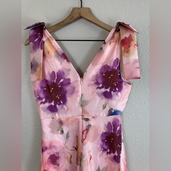 Maison Tara V Neck Pink Watercolor Floral Maxi Dress with Bow Straps size 6 $148 - Picture 15 of 16